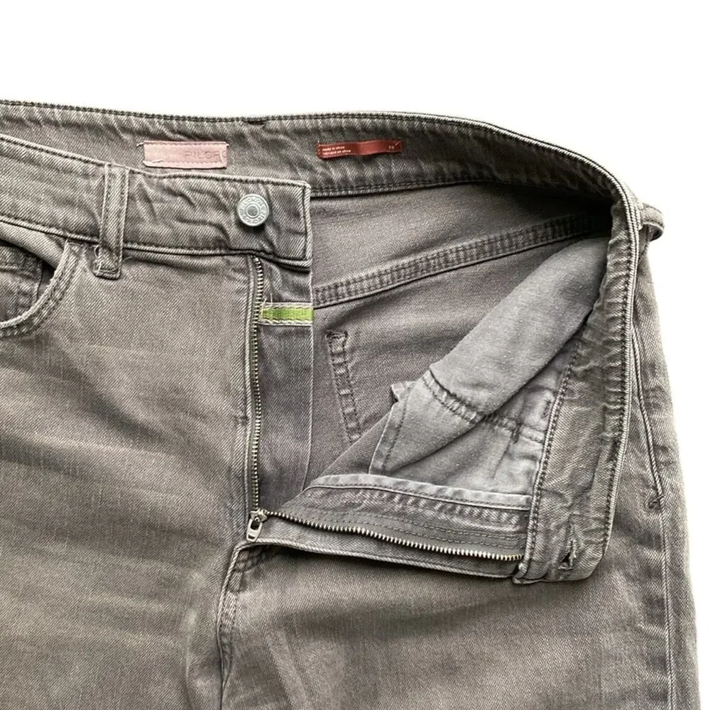PILCRO AND THE LETTERPRESS Boyfriend Jeans Womens Sz 28 Grey Distressed Y2K